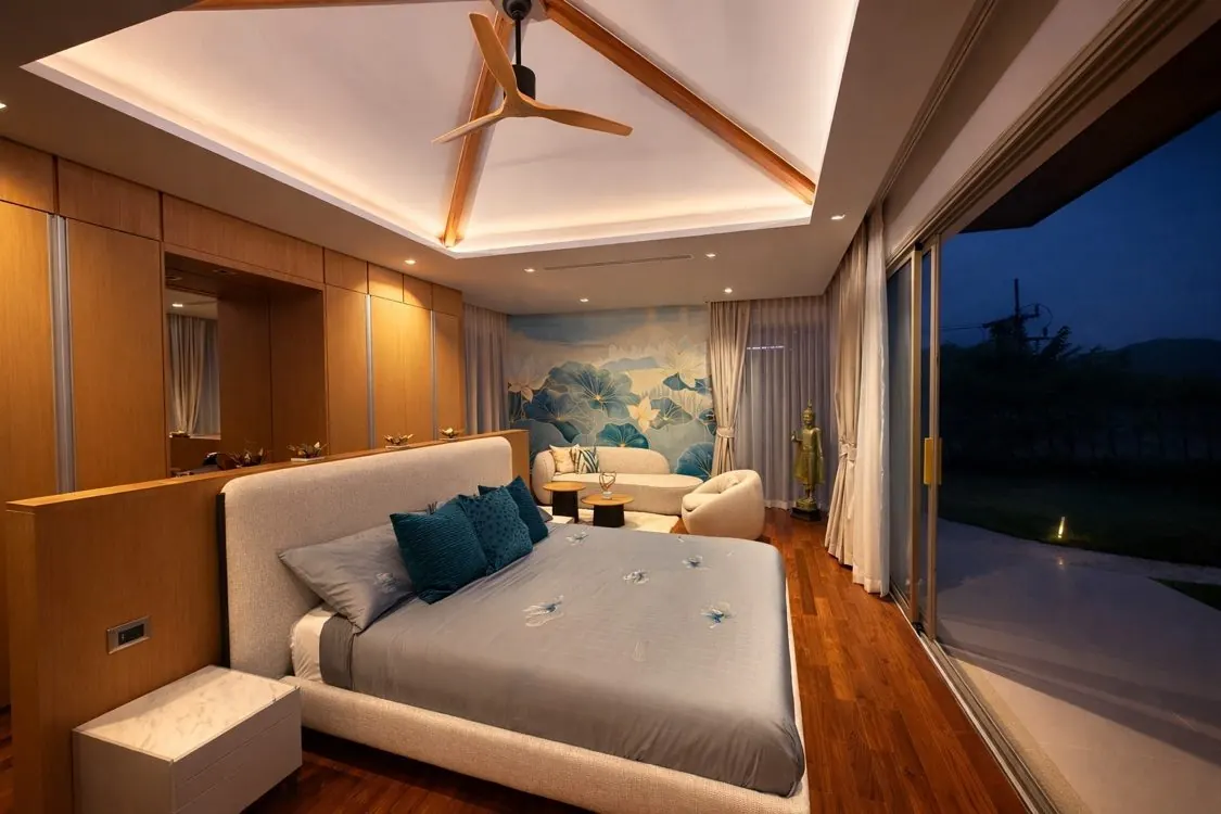 Bedroom lounge
