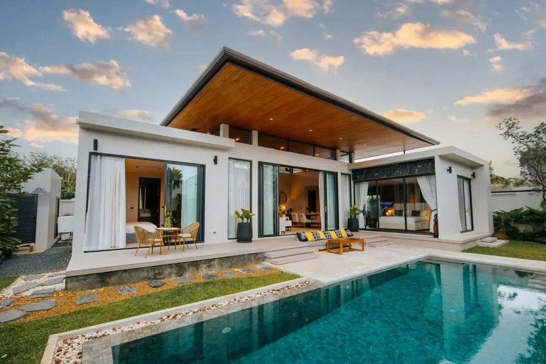 Modern Loft pool at dusk